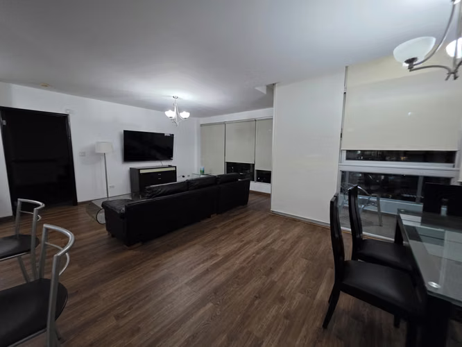 Apartamento Full Amoblado en Avenida Balboa  1 Hab 1 1/2 baños