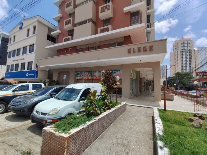 Local Planta Baja en El Cangrejo | Alto Tráfico y Excelente Ubicación