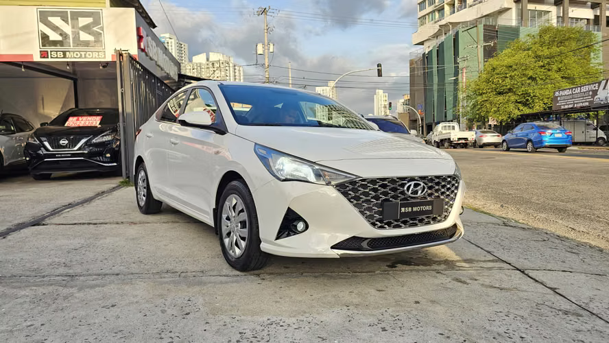 HYUNDA ACCENT, AÑO 2022