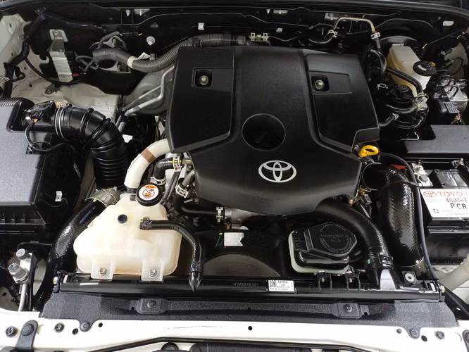 TOYOTA HILUX - 2025 - PPHX - Automarket - Imagen 3