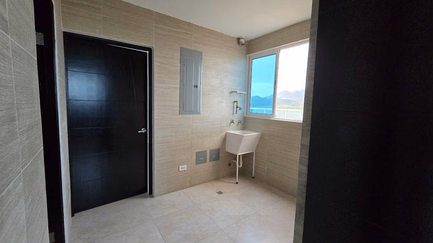 Venta de Apartamento en Ocean Waves Nueva Gorgona