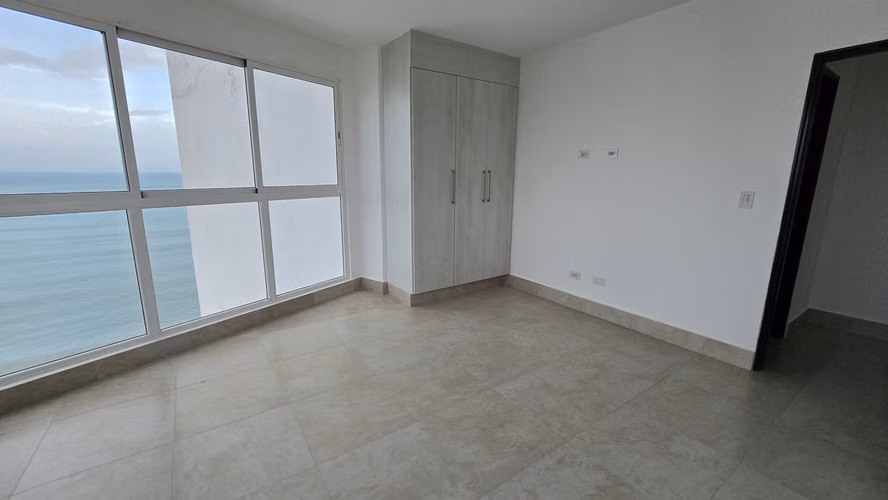 Venta de Apartamento en Ocean Waves Nueva Gorgona