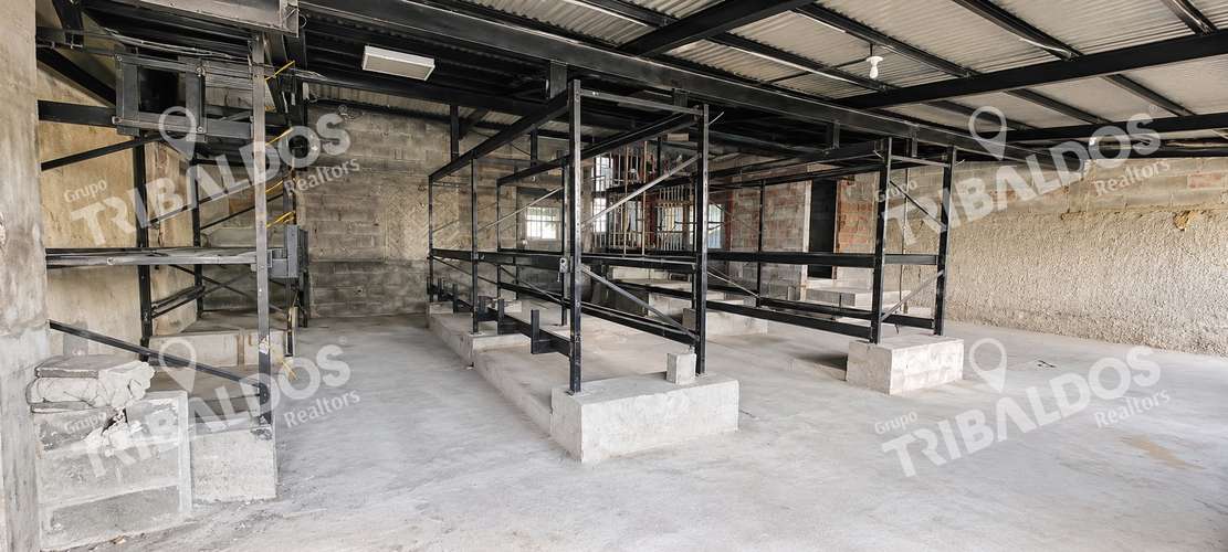 NEGOCIABLE! Venta de Casa Comercial o Residencial en Los Angeles Betania - Imagen 2