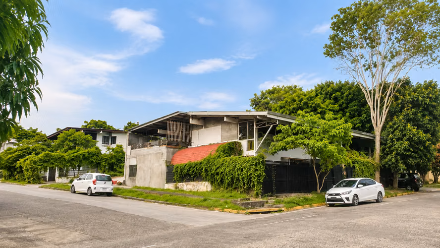 Sale of Commercial or Residential House in Los Angeles Betania