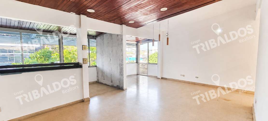 NEGOCIABLE! Venta de Casa Comercial o Residencial en Los Angeles Betania - Imagen 5