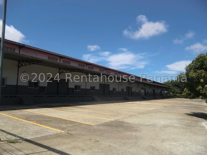 Venta de Galera en Juan Diaz galeras Balzac ANL