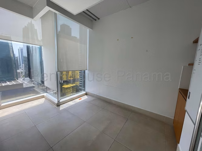 Venta de Oficina en Obarrio SL 55 ANL