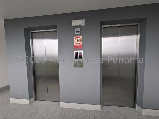 Venta de Apartamento en Edison Park Ph Elmare 600 CCO