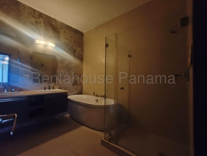 Venta de Apartamento en Avenida Balboa Ph Rivage NS - Imagen 12