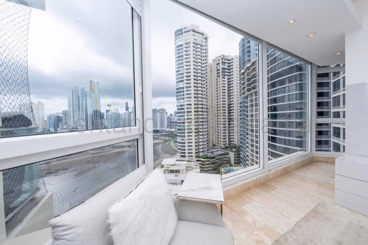 Venta de Apartamento en Paitilla Ph Peninsula NS