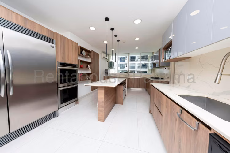 Venta de Apartamento en Paitilla Ph Peninsula NS
