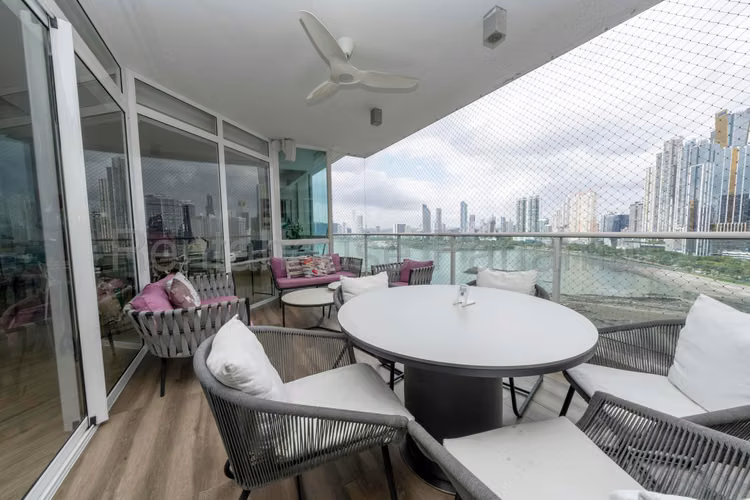 Venta de Apartamento en Paitilla Ph Peninsula NS