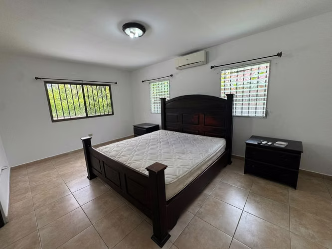 SE ALQUILA CASA AMOBLADA EN ALGARROBOS - Imagen 6