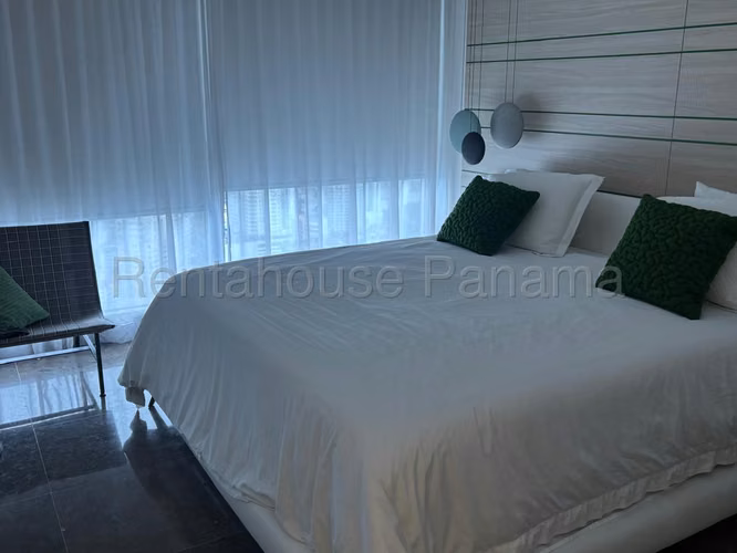 Apartamento en Venta en PH Yoo – Avenida Balboa, 170 m² | 2 Recámaras | Vista al Mar 26-7726