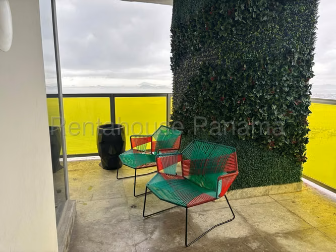 Apartamento en Venta en PH Yoo – Avenida Balboa, 170 m² | 2 Recámaras | Vista al Mar 26-7726
