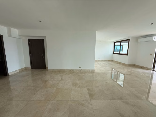 Santa Maria – Piso Alto – 190mts2 – 3,600