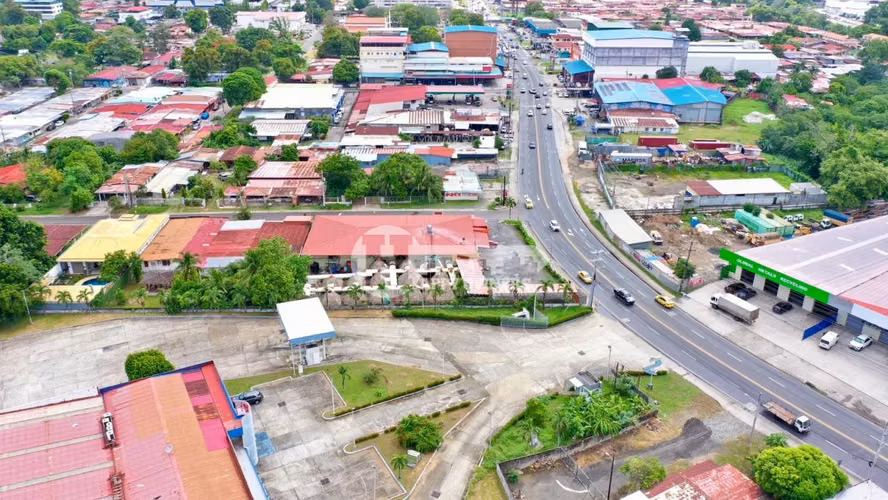 Venta de terreno comercial sobre la vía José Agustín Arango, Juan Díaz.