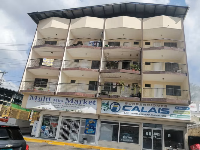 SE ALQUILA APTO EN PARQUE LEFEVRE - EDIFICIO ESTHER - Imagen 1