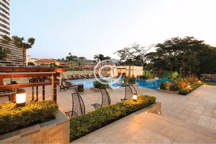 Venta Apartamento Condado Country Club 2 habitaciones. Reposeído Bancario