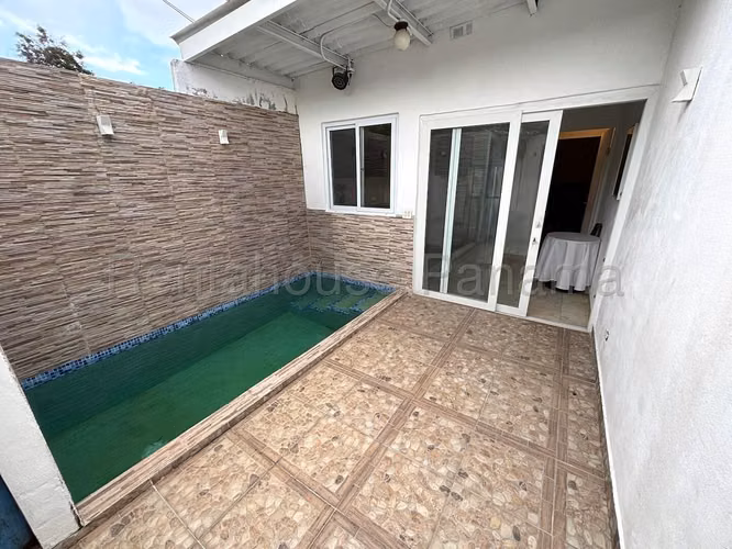 VENTA DE CASA EN  CORONADO HQ