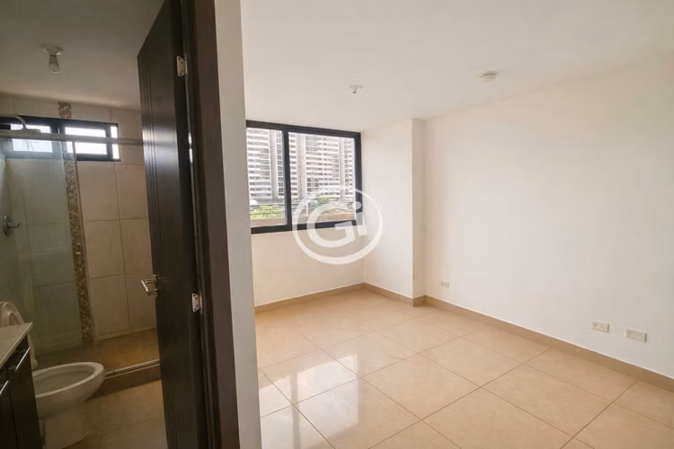 Venta Apartamento Condado Country Club 3 habitaciones Reposeído Bancario