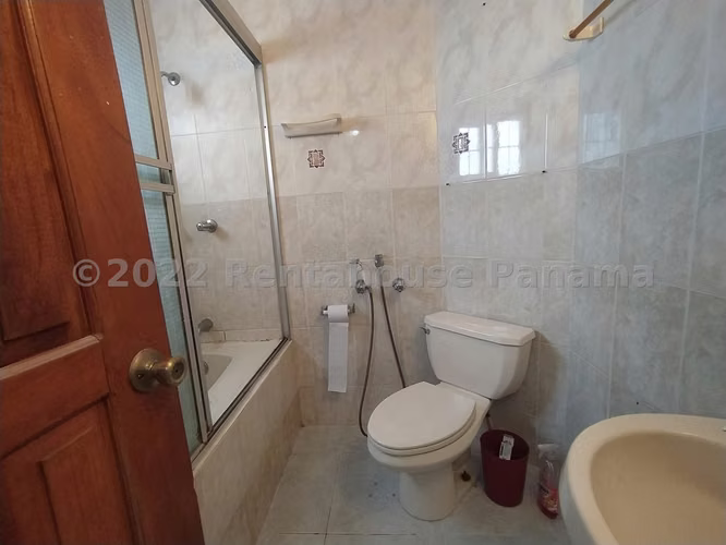 Venta De Casa En Altos De Panamá KC