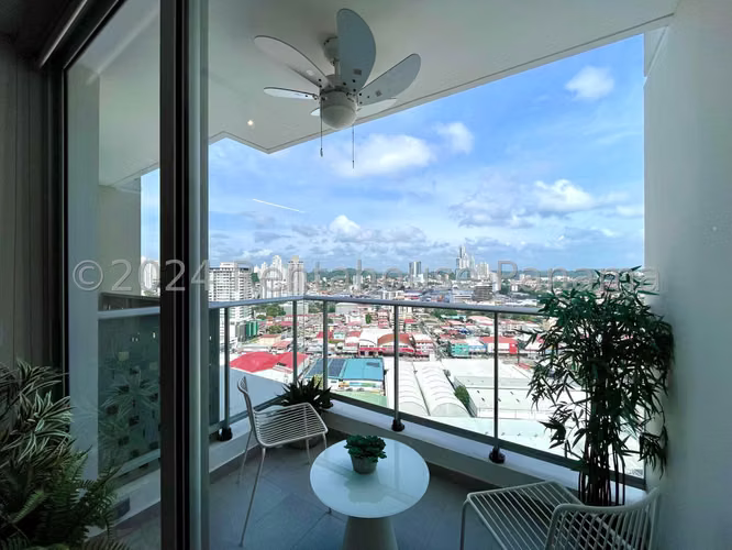 Venta De Apartamento En Vía España KC