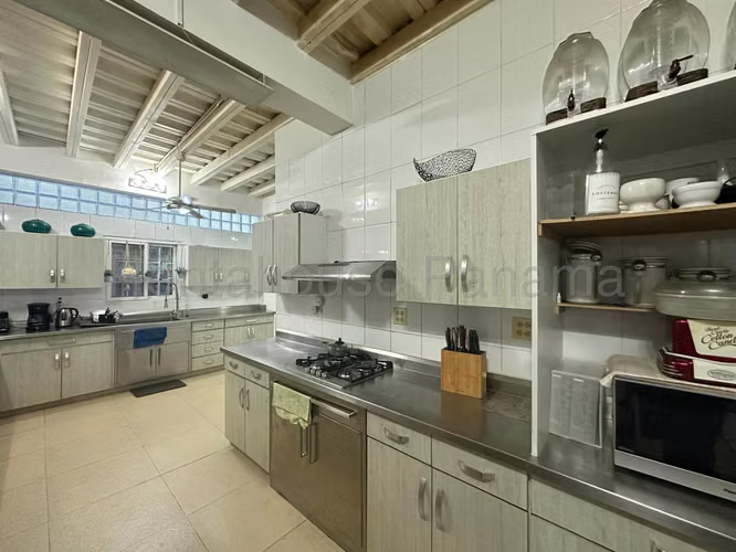 Venta De Casa En Pacora KC