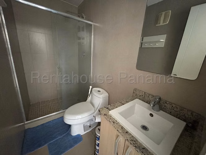 Venta de apartamento en Condado del Rey AK