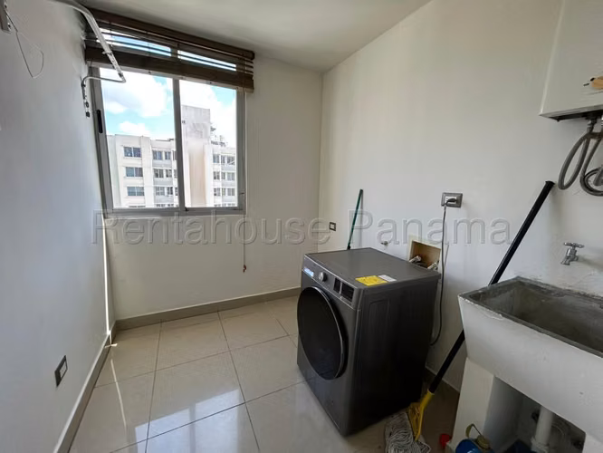 Venta de apartamento en Condado del Rey AK