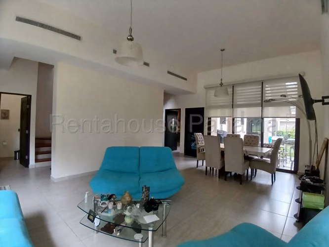 Se Vende Casa en Panama Pacifico YDU