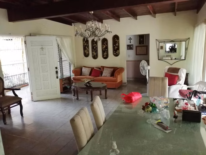 Casa en Venta en Altos del Golf  JG