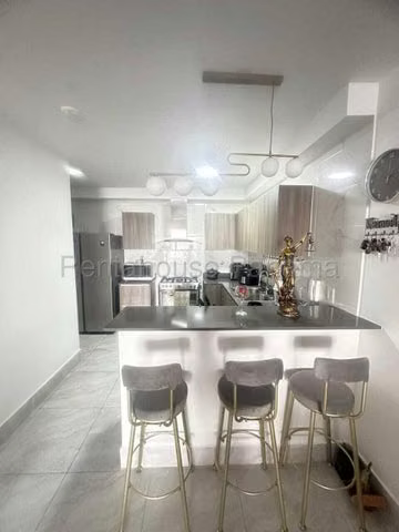 Vendo apartamento en El Cangrejo LF Solo Cliente Directo