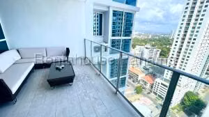 Venta de Apartamento con 115m2 en San Francisco PH Quadrat 25-6272SR