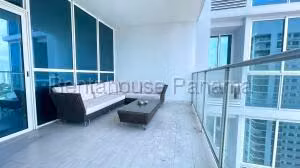Venta de Apartamento con 115m2 en San Francisco PH Quadrat 25-6272SR