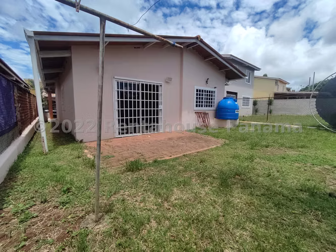 Se Vende Casa en Chorrera YDU