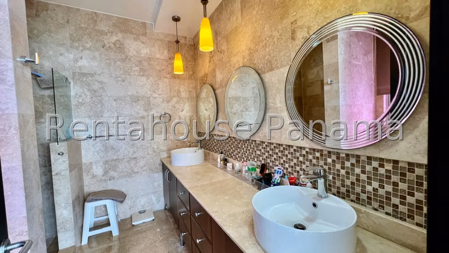 Venta de Apartamento en Punta Pacifica Ph Q Tower CCO