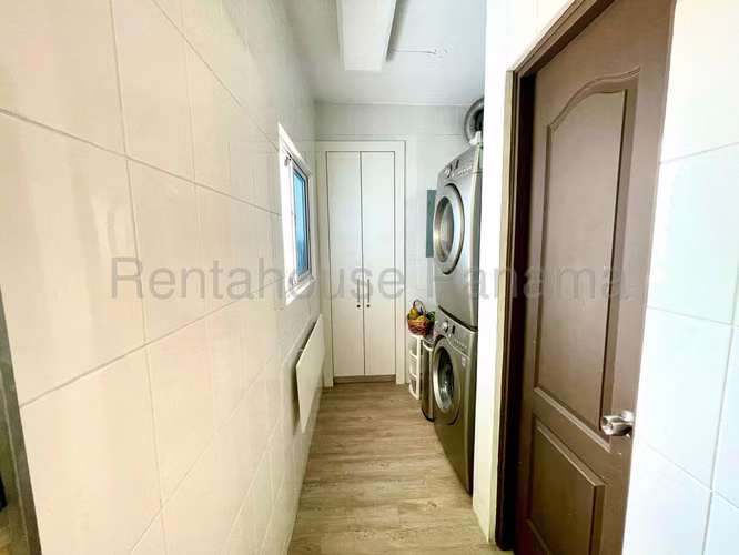 Venta de Apartamento en Villa de las Fuentes Ph Lexington Tower CCO