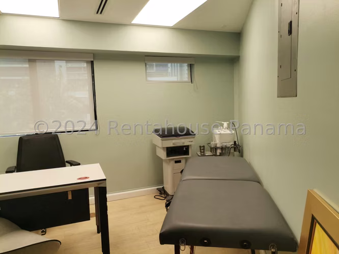 VENTA DE CONSULTORIO EN MARBELLA ESM