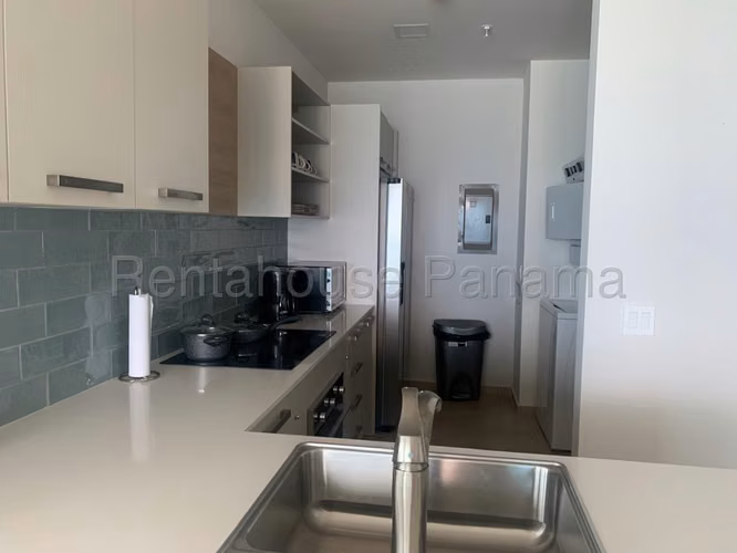 Vendo Apartamento en playa Gorgona royal palm OF26-1292