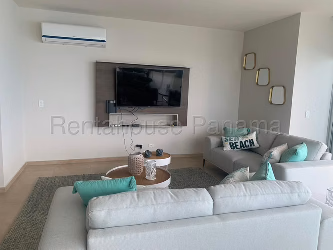 Vendo Apartamento en playa Gorgona royal palm OF26-1292