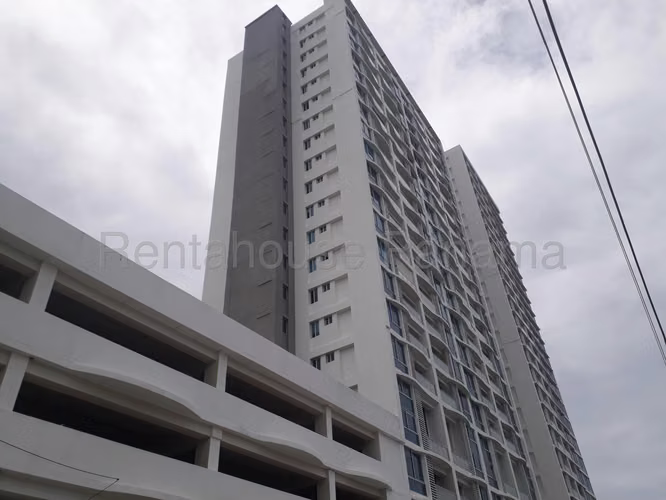 Vendo Apartamento en playa Gorgona royal palm OF26-1292
