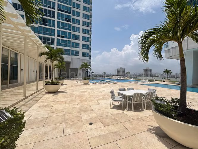 Vendo Apartamento en Costa del Este top towers OF 26-7733