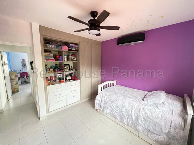 Vendo Casa en QUINTAS DE VERSALLES OF25-8945
