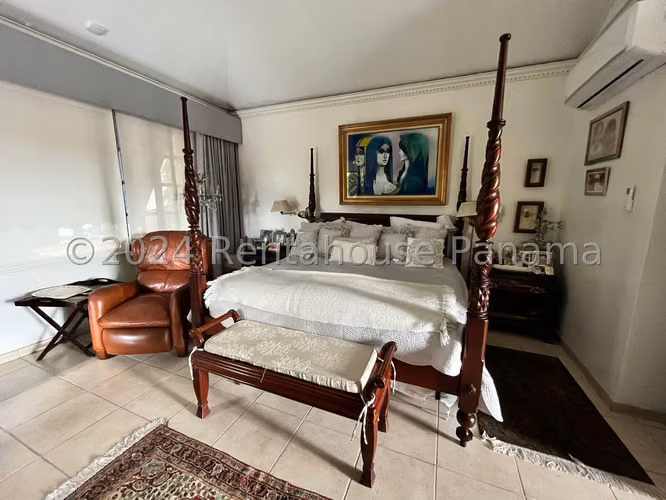 Vendo Casa en Coco del Mar OF 26-8111