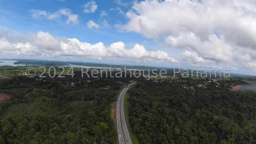 Terreno en Venta en Colon JG