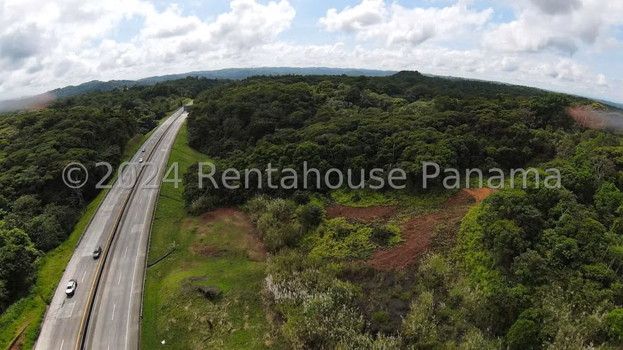 Terreno en Venta en Colon JG