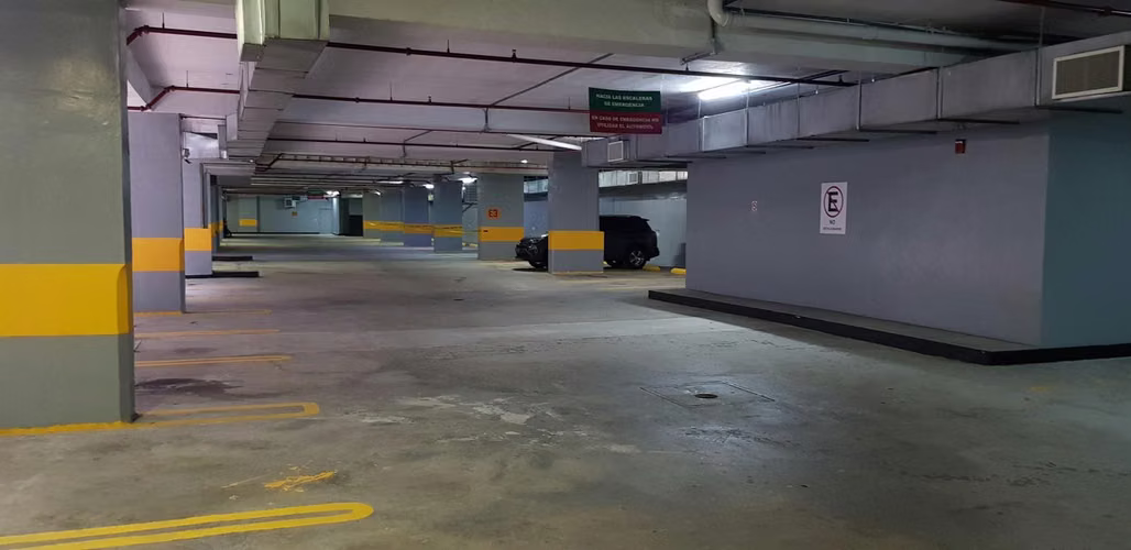 Oficina Comercial en Venta en Costa del Este JG