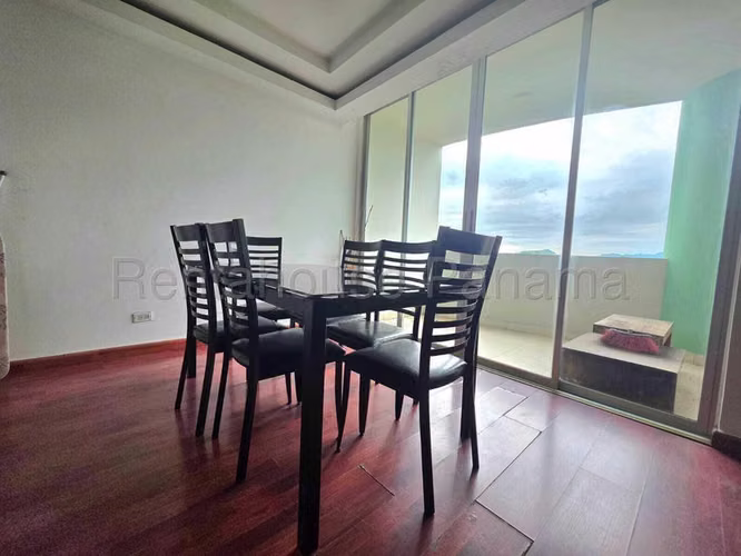 Apartamento en Alquiler en Condado del Rey JG