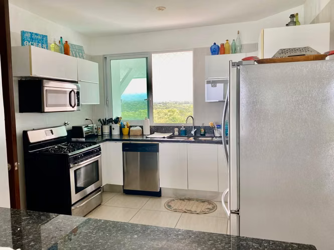Punta Barco – Vista al Mar – 218mts2 – 445,000